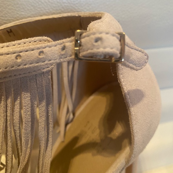 Stuart Weitzman Suede Fringed Stilettos - Picture 5 of 11